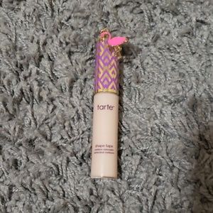 Tarte shape tape contour concealer